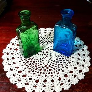 💙💚 Vintage Poison Bottle Set Cobalt Blue & Green Glass Apothecary Bottle
